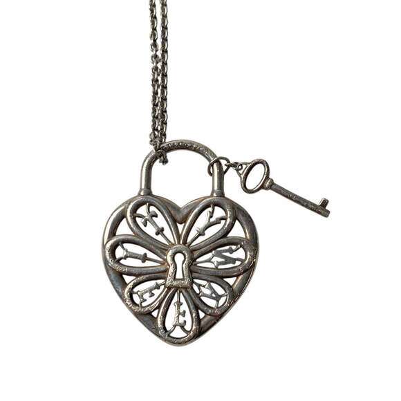 Tiffany Filigree Heart Key Necklace for Women - Picture 4 of 10
